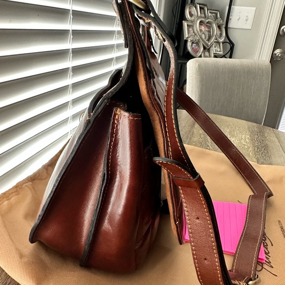 Patricia Nash London Saddle Bag
Quilted Vintage Distressed Leather NWOT - Picture 12 of 13